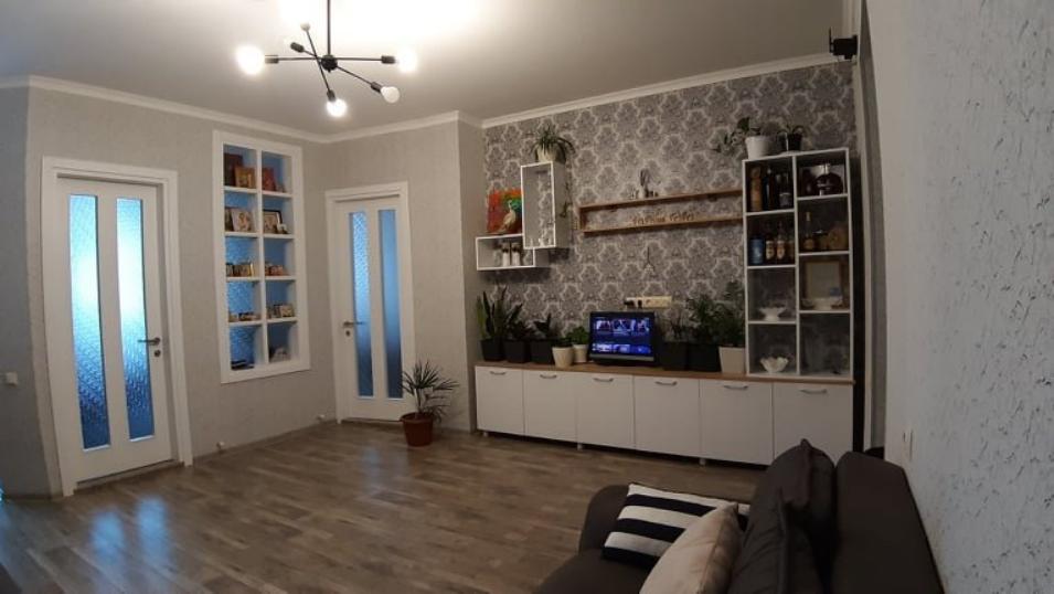 三房公寓出售 — 来自开发商和业主的房地产搜索引擎 GEOLN.COM. 照片 1