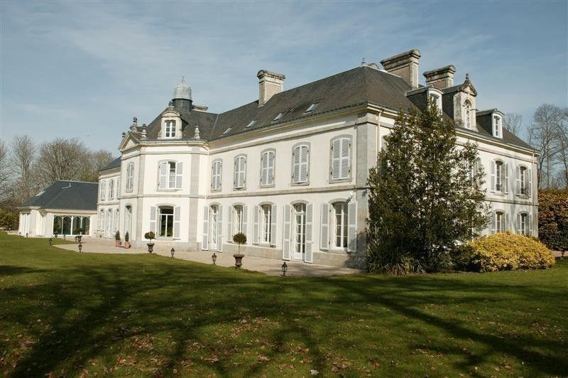 城堡在法国，Villemort-sur-Van — 来自开发商和业主的房地产搜索引擎 GEOLN.COM. 照片 1