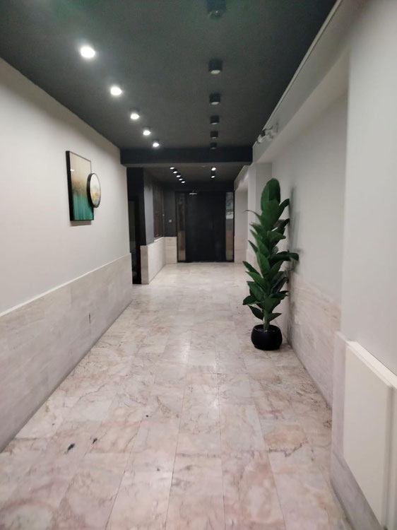 იყიდება ბინა თბილისში — უძრავი ქონების ყიდვა და მფლო ბელებისგან GEOLN.COM. ფოტო 1