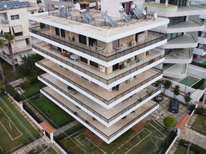 Luxury 3-room apartment with a view of the Glyfada golf club — Find off-plan property or real estate resale directly from developers and owners GEOLN.COM. Photo 2