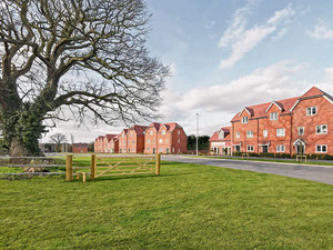 Real estate in Copsewood — look at the real estate search engine GEOLN.COM. Photo 2