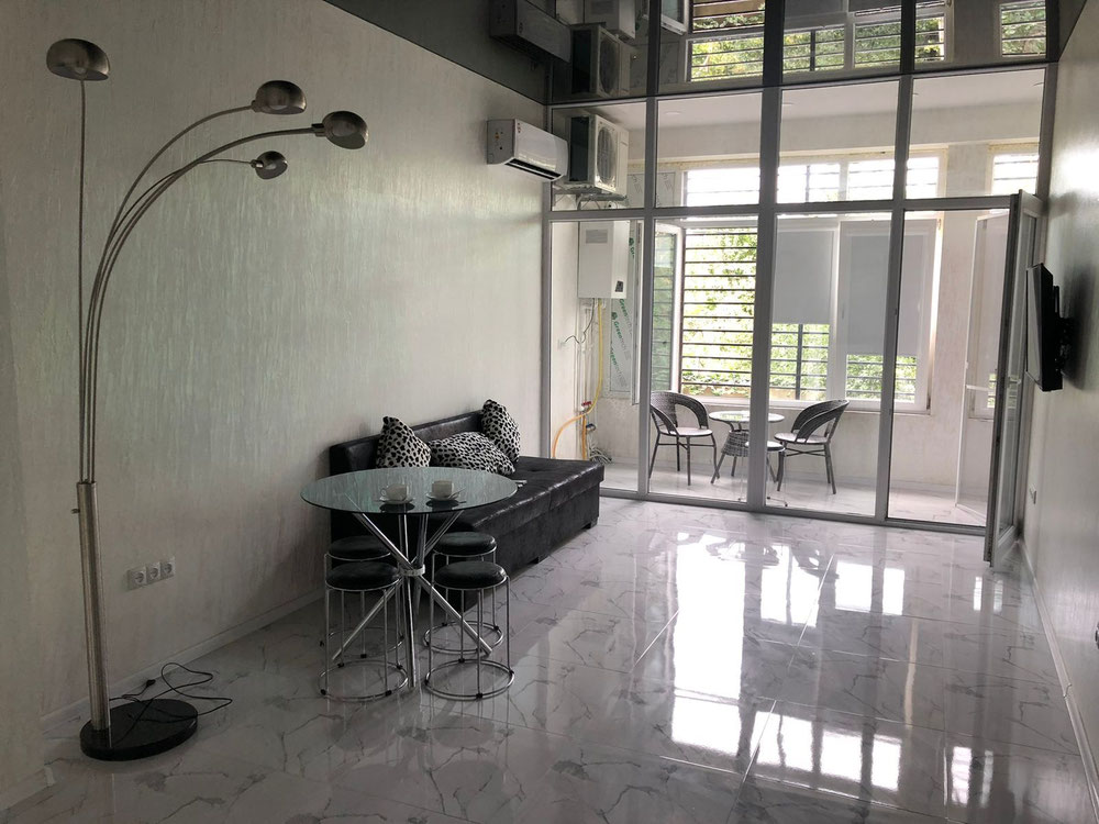 Apartamento en Tiflis — Encuentre propiedades fuera del plan o reventa de bienes inmuebles directamente de desarrolladores y propietarios GEOLN.COM. Foto 1