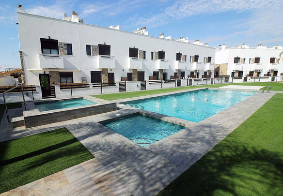 Townhouse 3 საძინებელი 94 m² Pilar de la Horadada-ში, ესპანეთი