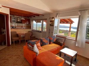 PIĘKNY DOM Z WIDOKIEM NA MORZE NA PRZEDMIOTACH SZYBENIKA — Wyszukiwarka nieruchomości od deweloperów i właścicieli GEOLN.COM. Zdjęcie 12