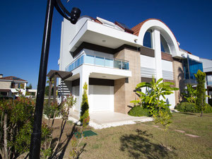 土耳其。贝莱克。带游泳池的新别墅 — 来自开发商和业主的房地产搜索引擎 GEOLN.COM. 照片 17