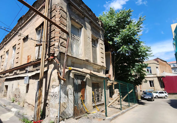 Для продажу – Інвестиційна нерухомість у серці Старого Тбілісі