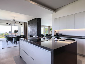 Villa 5 bedrooms 650 m² in El Paraiso, Spain — Find off-plan property or real estate resale directly from developers and owners GEOLN.COM. Photo 7