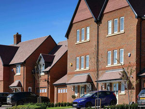 Real estate in Woodhurst Park — look at the real estate search engine GEOLN.COM. Photo 8