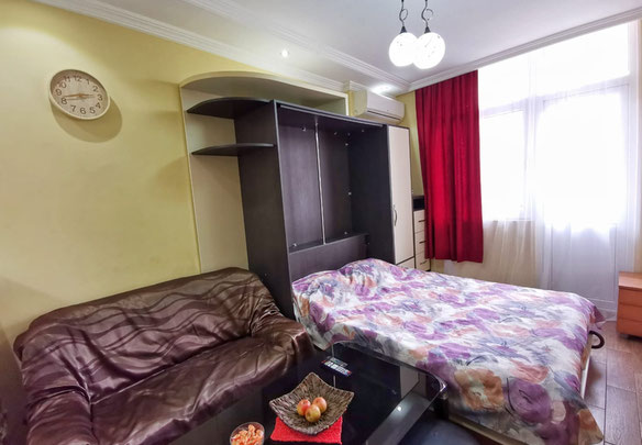 იყიდება 1 ოთახიანი ბინა