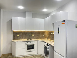 готов的欧式三居室，带装修，靠近欧洲足球协会体育场 — 来自开发商和业主的房地产搜索引擎 GEOLN.COM. 照片 14