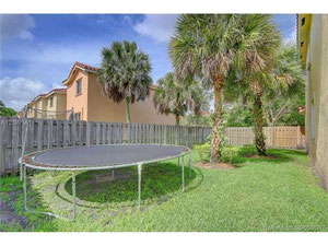 Apartments in USA, Florida, Miramar — Find off-plan property or real estate resale directly from developers and owners GEOLN.COM. Photo 6