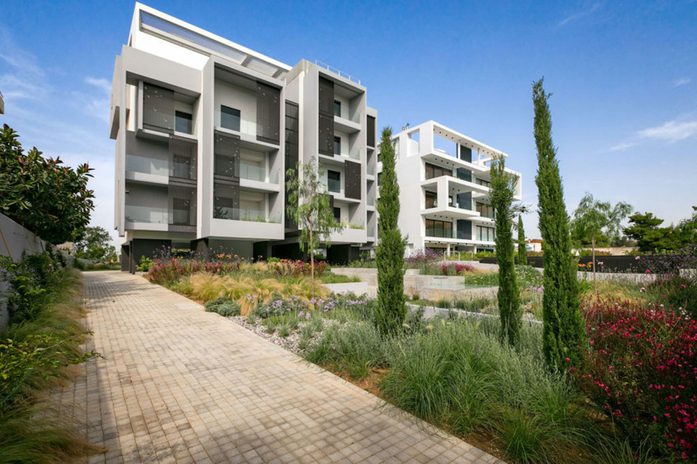 Real estate in Horizon — look at the real estate search engine GEOLN.COM. Photo 1