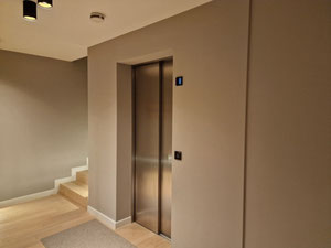 NOWA LUKSUSOWA WILLA W PIERWSZYM RZĘDZIE DO MORZA — Wyszukiwarka nieruchomości od deweloperów i właścicieli GEOLN.COM. Zdjęcie 41