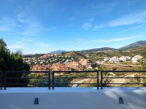 Villa 4 bedrooms 230 m² in Nueva Andalucia, Spain — Find off-plan property or real estate resale directly from developers and owners GEOLN.COM. Photo 19