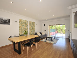 带有度假租赁许可证的别墅 — 来自开发商和业主的房地产搜索引擎 GEOLN.COM. 照片 3