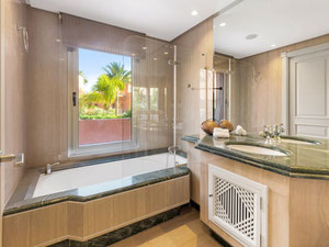 公寓 2 卧室 256 m² 在 Playa los Monteros, 西班牙 — 来自开发商和业主的房地产搜索引擎 GEOLN.COM. 照片 7