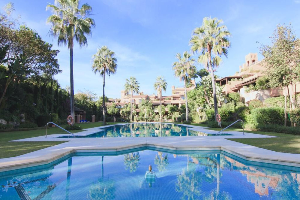 شقة بغرفتين نوم 174 متر مربع في Isaba ، إسبانيا — ابحث عن عقار قيد الإنشاء أو عقار معاد بيعه مباشرة من المطورين والملاك GEOLN.COM. صورة فوتوغرافية 1