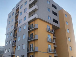 דירת 3 חדרים בגולדני. דירה ללא מתווך בטביליסי — חיפוש נדל"ן מפרטי ומקבלן GEOLN.COM. תמונה 2