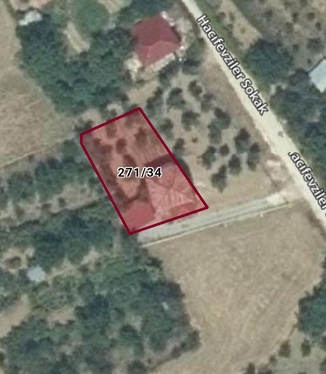 带花园的三层住宅 — 来自开发商和业主的房地产搜索引擎 GEOLN.COM. 照片 1