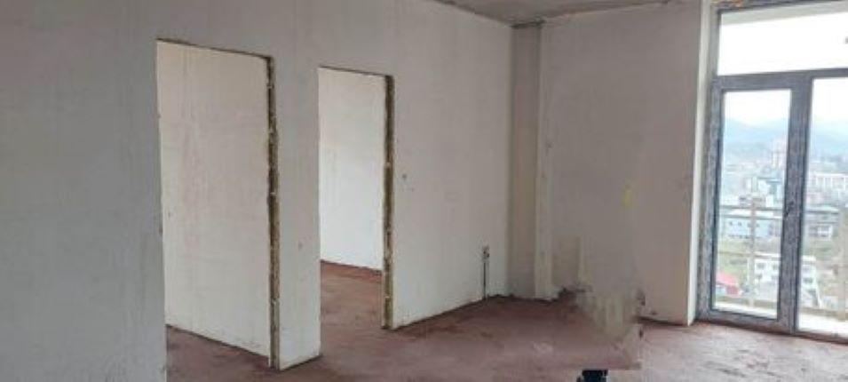 巴统白框公寓 — 来自开发商和业主的房地产搜索引擎 GEOLN.COM. 照片 1