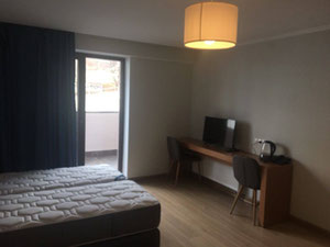 იყიდება ბინა ბაკურიანში — უძრავი ქონების ყიდვა და მფლო ბელებისგან GEOLN.COM. ფოტო 2