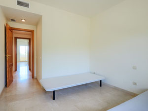 شقة غرفتين نوم 95 متر مربع في كابوبينو ، إسبانيا — ابحث عن عقار قيد الإنشاء أو عقار معاد بيعه مباشرة من المطورين والملاك GEOLN.COM. صورة فوتوغرافية 24