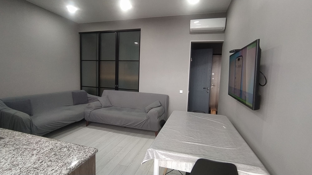 在阿列的古姆巴提，业主出售的两居室公寓 — 来自开发商和业主的房地产搜索引擎 GEOLN.COM. 照片 1