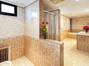 Villa 5 bedrooms 466 m² in Nueva Andalucia, Spain — Find off-plan property or real estate resale directly from developers and owners GEOLN.COM. Photo 12