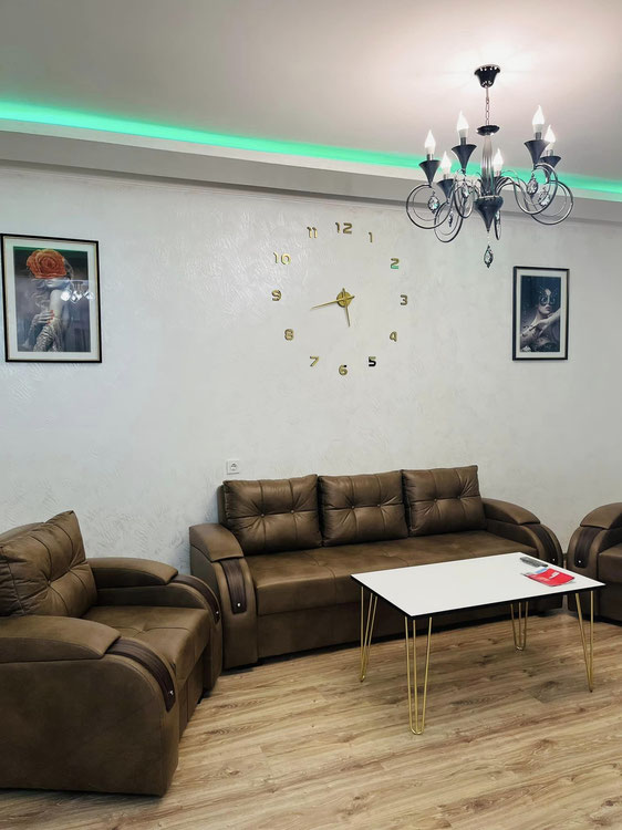 דירה למכירה בבאטומי — חיפוש נדל"ן מפרטי ומקבלן GEOLN.COM. תמונה 1