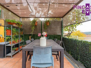 بيع منزل في برشلونة — ابحث عن عقار قيد الإنشاء أو عقار معاد بيعه مباشرة من المطورين والملاك GEOLN.COM. صورة فوتوغرافية 17