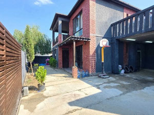 Продається новий котедж з басейном у Сабуртало, озеро Лісі — Пошуковик нерухомості від забудовників і власників GEOLN.COM. Фото 2