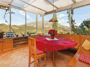 Villa 5 bedrooms 466 m² in Nueva Andalucia, Spain — Find off-plan property or real estate resale directly from developers and owners GEOLN.COM. Photo 14