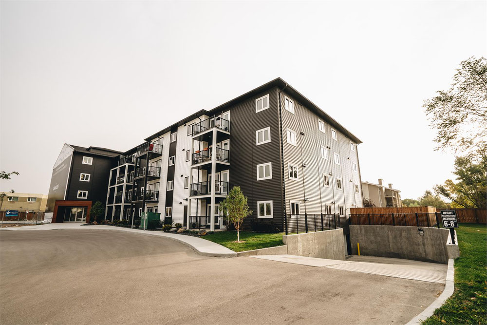 Нерухомість в The Charles Condo — дивіться на пошуковику нерухомості GEOLN.COM. Фото 1