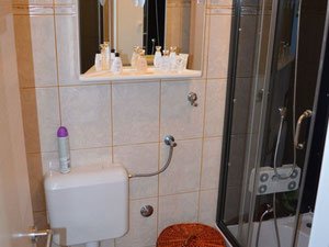 克罗地亚海边的公寓，法扎纳 — 来自开发商和业主的房地产搜索引擎 GEOLN.COM. 照片 11