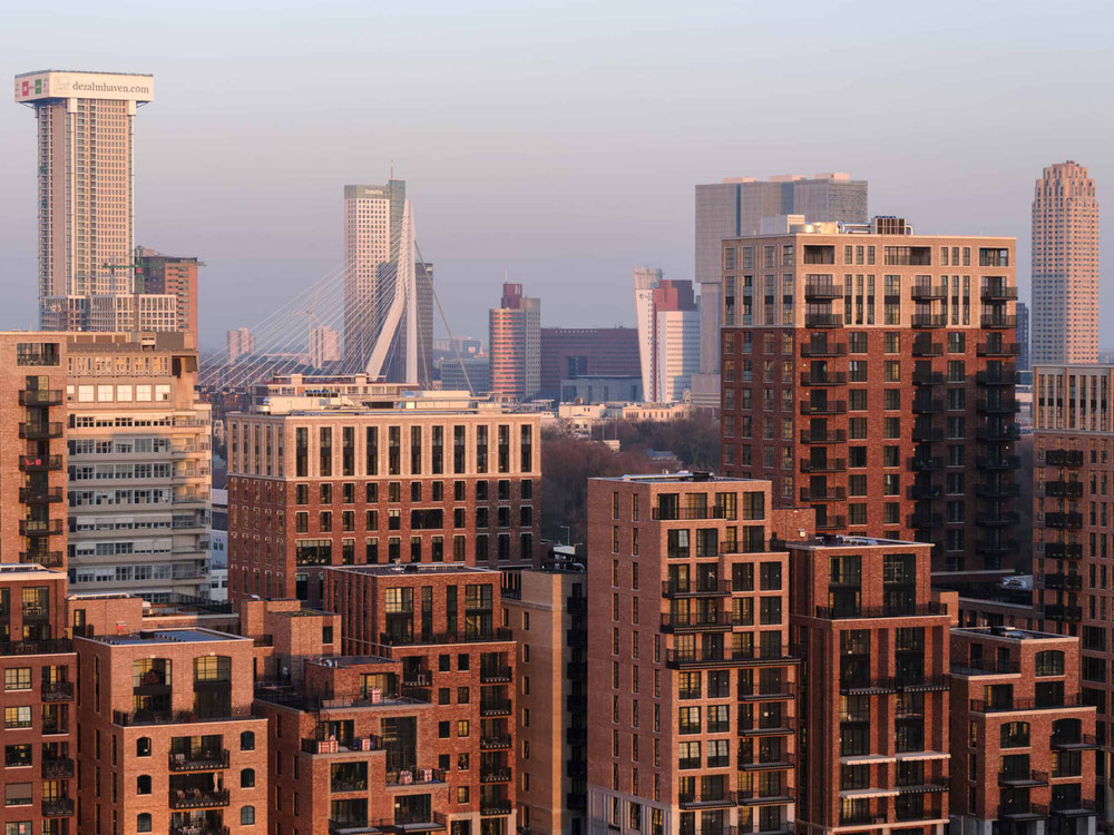 Real estate in LITTLE C — look at the real estate search engine GEOLN.COM. Photo 1