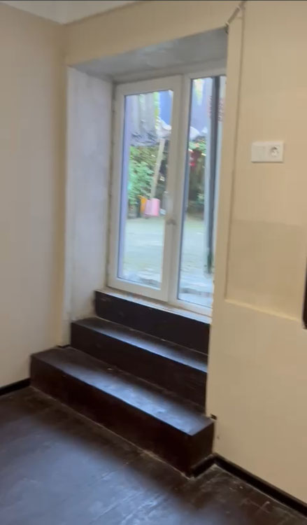 apartment for sale — Find off-plan property or real estate resale directly from developers and owners GEOLN.COM. Photo 1