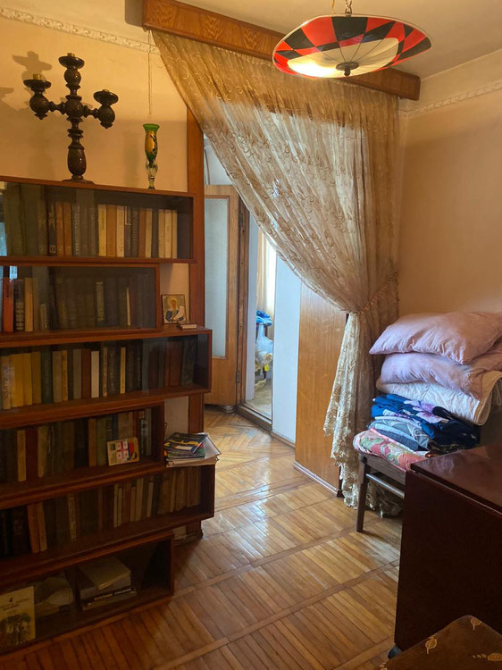 紧急！出售巴图米的三居室公寓 — 来自开发商和业主的房地产搜索引擎 GEOLN.COM. 照片 1