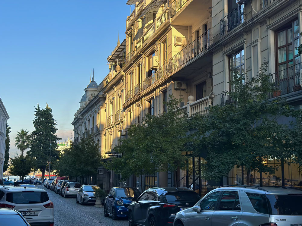 在舒适的历史中心，靠近海边 — 欧式两居室，售价$115,000 — 来自开发商和业主的房地产搜索引擎 GEOLN.COM. 照片 1