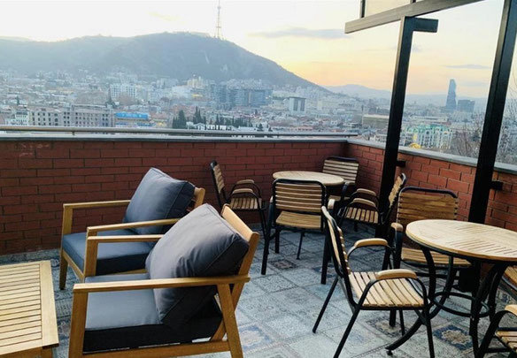 3 кімнатна готель в Авлабарі. Нерухомість в Тбілісі без посередників