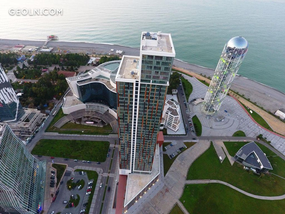 Batumi Porta Tower待售4房公寓 — 来自开发商和业主的房地产搜索引擎 GEOLN.COM. 照片 1