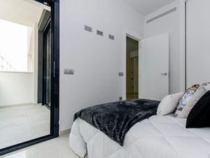 ბინა 2 ოთახიანი 50 მ² ტორრევიაში, ესპანეთი — უძრავი ქონების ყიდვა და მფლო ბელებისგან GEOLN.COM. ფოტო 18