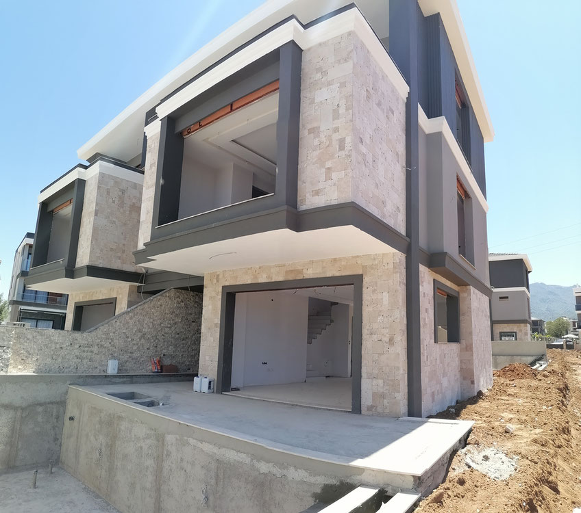 ორი ვილა კერძო აუზით კუშადასი დავთლარში — უძრავი ქონების ყიდვა და მფლო ბელებისგან GEOLN.COM. ფოტო 1