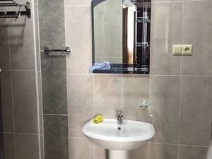 巴统中心的公寓 — 来自开发商和业主的房地产搜索引擎 GEOLN.COM. 照片 9