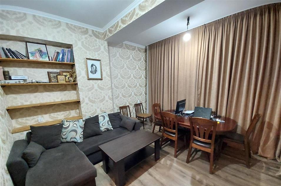 2 Zimmerwohnung in Digomi. Kaufen Sie eine Wohnung in Tiflis, Digomi — Immobilien-Suchservice von Bauträgern und Eigentümern GEOLN.COM. Foto 1