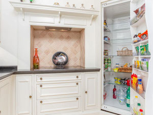 Villa 5 bedrooms 430 m² in Elviria, Spain — Find off-plan property or real estate resale directly from developers and owners GEOLN.COM. Photo 16