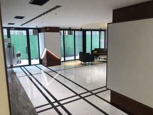 位于巴图米迪纳摩体育场附近的英雄大道公寓 — 来自开发商和业主的房地产搜索引擎 GEOLN.COM. 照片 2