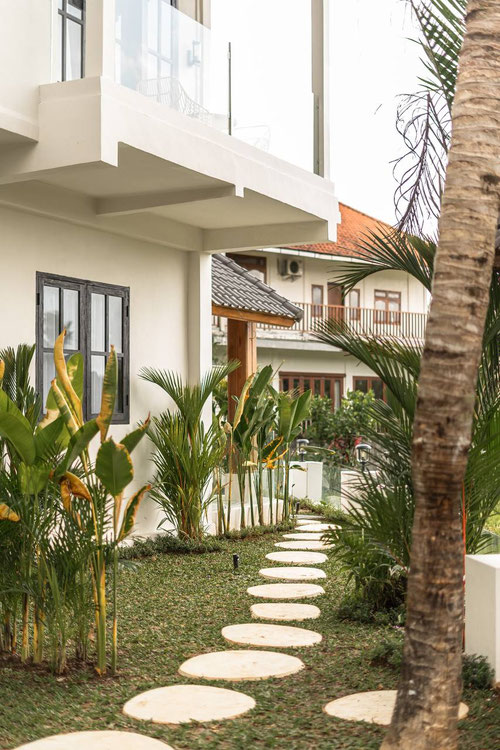 شقق فسيحة مع مسبح — ابحث عن عقار قيد الإنشاء أو عقار معاد بيعه مباشرة من المطورين والملاك GEOLN.COM. صورة فوتوغرافية 1