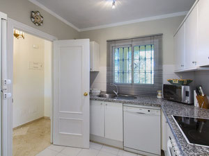 Apartament 2 sypialnie 101 m² w Guadalmina Alta, Hiszpania — Wyszukiwarka nieruchomości od deweloperów i właścicieli GEOLN.COM. Zdjęcie 3