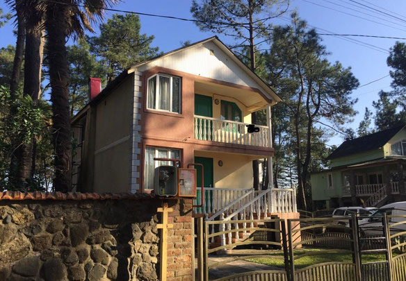 Будинок на березі моря в Григолеті