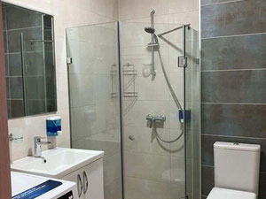 იყიდება ბინა ბათუმში — უძრავი ქონების ყიდვა და მფლო ბელებისგან GEOLN.COM. ფოტო 2